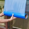 فيلم حماية السطح الأزرق الشفاف PE المضاد للخدش للنوافذ والجدار الساتر الزجاجي